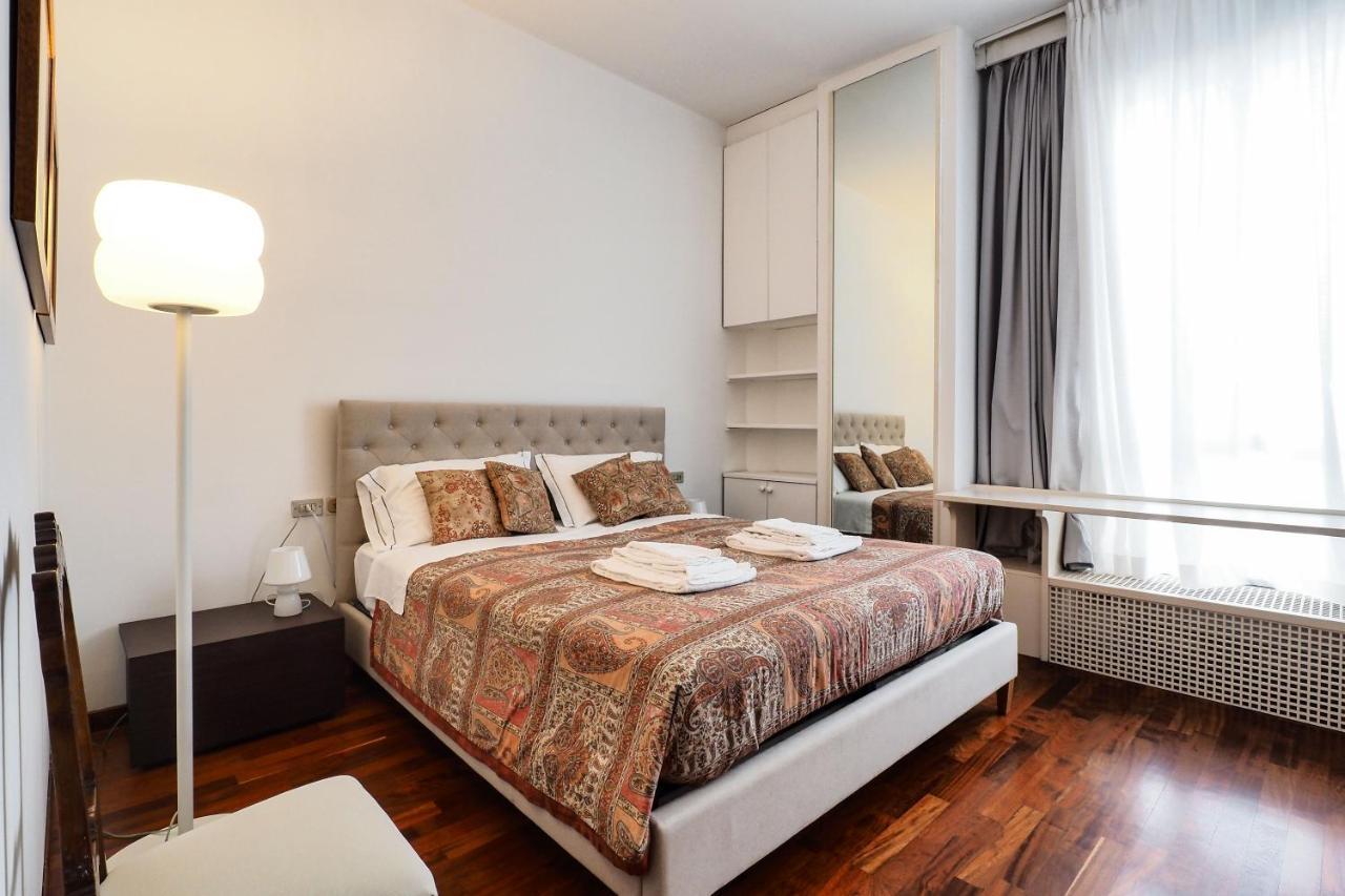 Duomo Luxury Apartment VI Milano Dış mekan fotoğraf
